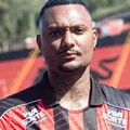Luan Cândido manda recado para torcida do Vitória após expulsão imagem