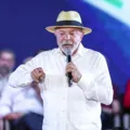 Lula chama secretário dos EUA de bolsonarista que "odeia o Brasil" imagem