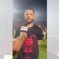 Matheuzinho exalta força do Barradão e agradece torcida do Vitória imagem