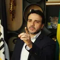 Candidato a presidente promete acabar com cidades brasileiras imagem