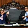 Nova líder do governo quebra gelo e reabre diálogo com Alcolumbre imagem