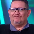 Participante do Show do Milhão perde prêmio de R$ 100 mil após pedir ajuda dos universitários imagem
