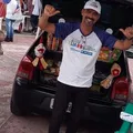 Professor transforma carro em biblioteca itinerante na Bahia imagem
