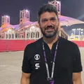 Repórter da Globo se envolve em confusão antes de jogo da Copa imagem