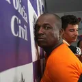 Acusados de matar Valdir Cabeleireiro enfrentam júri popular em Salvador; relembre caso imagem