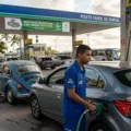Seu carro vai sentir a mudança? Entenda os impactos da gasolina com 32% de etanol imagem