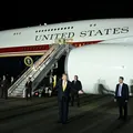 Trump fez voo secreto em jato militar devido à ameaça de assassinato do Irã imagem