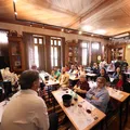 Wine Brasil Music ocupa a Rua Chile com gastronomia e shows gratuitos imagem
