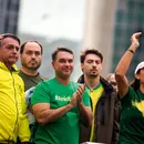 Bolsonaro escreve carta para apaziguar conflito entre Flávio e Michelle