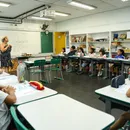 Professores têm reajuste no salário e novo piso chega a R$ 5.130,63