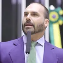 Eduardo Bolsonaro é condenado a 4 anos de prisão por coação