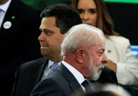 Alcolumbre dá recado a Lula sobre demora para votar fim da escala 6x1