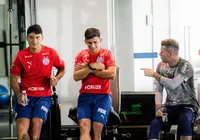 Após vice da Argentina, Messi recebe homenagens de argentinos do Bahia