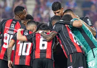 Atacante do Vitória é eleito o melhor jogador da Copa do Nordeste 2026