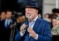 Aliados de Lula querem apresentador de TV para embate contra Flávio