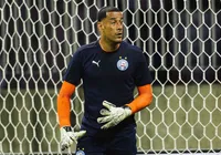 Bahia confirma lesão de Léo Vieira, substituído com dores no joelho imagem