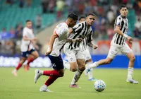 Bahia volta a vencer com ajuda de gol contra bizarro do Botafogo