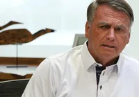 Preso, Jair Bolsonaro faz pedido a Moraes em meio a crise no STF