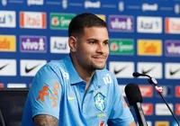 Bruno Guimarães detona críticos e avisa: "Ninguém tem cinco estrelas"