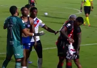 Cacá pode ser punido tentar rasgar camisa de Jean Lucas no BaVi?