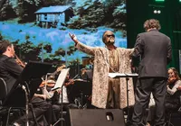 Após 30 anos, Brown termina Alfagamabetizado com Orquestra Ouro Preto