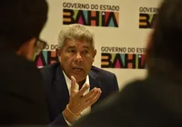 Jerônimo Rodrigues reage a tarifaço dos EUA e acusa oposição de jogar contra o país imagem