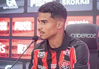 Comprado pelo Vitória, Renê prega foco na final e avalia evolução imagem