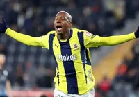 Ex-Bahia, Talisca brilha na Liga dos Campeões com golaço de falta