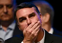 Flávio Bolsonaro tem candidatura a presidente barrada no TSE