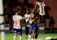Futebol chato e mimado: Marinho e Cacá transformam derrota no Ba-Vi em choro