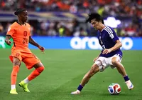 Holanda e Japão empatam em jogão de quatro gols na Copa do Mundo