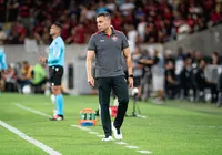 Jair Ventura desabafa sobre desfalques após derrota do Vitória para o Flamengo