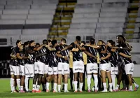 Jogadores pedem SAF após derrota por 6 a 0 para time de Guto Ferreira