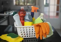 Anvisa proíbe 12 produtos de limpeza em todo o Brasil; veja marcas afetadas