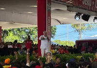 Otto Alencar sobe tom em convenção e chama oposição de "lesa-pátria"