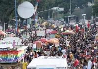 Parada Gay acontece em véspera de feriadão em Salvador; veja detalhes