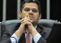 Após avanço na Câmara, fim da escala 6x1 enfrenta incertezas no Senado