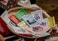 Quer aprender a fazer cordel e xilogravura? Feira oferece oficinas gratuitas imagem