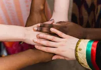 Religiões unidas pelo diálogo e diversidade