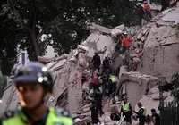 Terremotos na Venezuela destroem prédios e causam pânico em Caracas