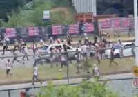 Vídeo: torcedor do Bahia é espancado e morto antes do Ba-Vi em Salvador