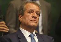 Valdemar reage após deputado baiano do PL subir em palanque petista