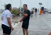 VÍDEO: Presidente do Vitória é hostilizado por torcedor do Bahia