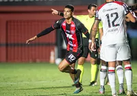 Vitória elimina o Athletico na Copa do Brasil em goleada épica