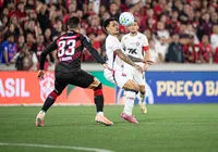 Vitória joga mal e perde para o Athletico na Copa do Brasil