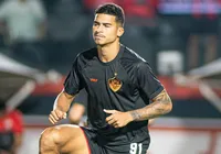 Vitória terá escalação ofensiva em busca de virada contra o Athletico