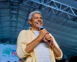Jerônimo vai a ato com Lula e visita Irecê no primeiro dia da campanha - Imagem