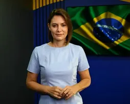 Candidata ao Senado, Michelle Bolsonaro declara R$ 4,4 milhões em bens - Imagem