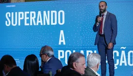 CEO da Atlas reage após TSE suspender pesquisa desfavorável a Flávio