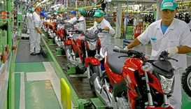 Indústria de motos avança sob risco de seca